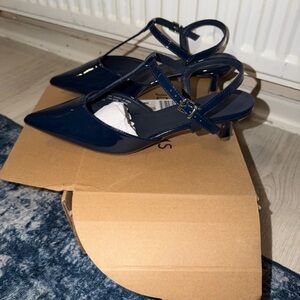 Elegant Navy Blue Strappy Heels